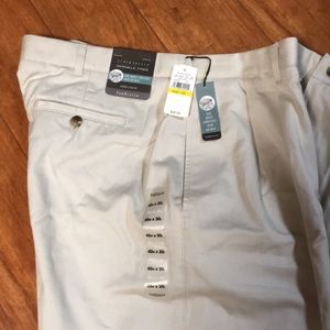 NWT Wrinkle Free Stretch Waist Van Heusen sz 40x30